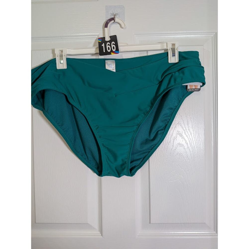 Time and tru 2x bikini bottoms